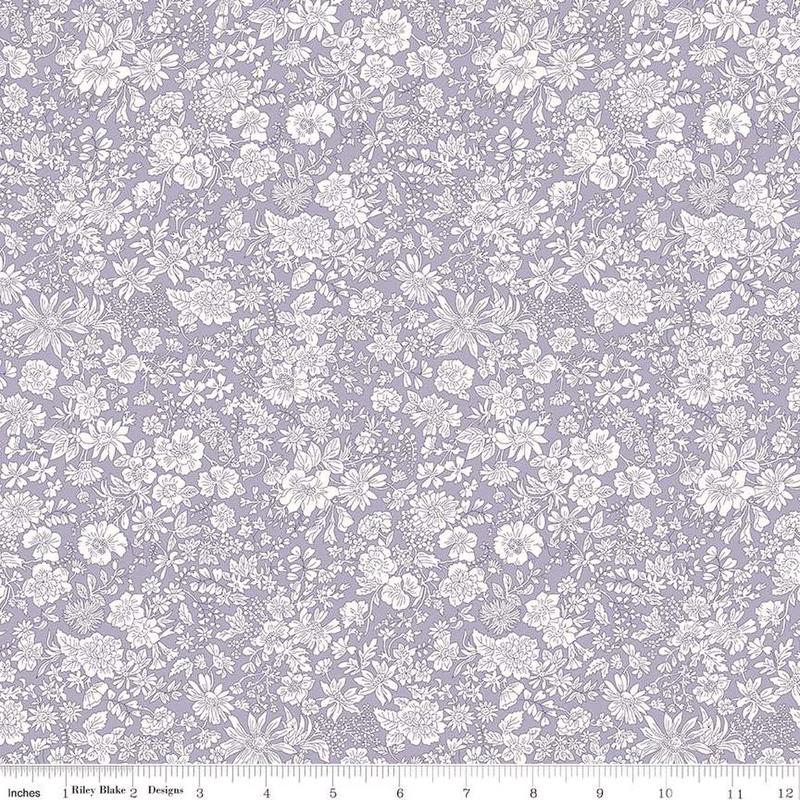 Liberty Emily Belle Quilt Fabric – Emily Belle in Mauve Purple – 01666404A