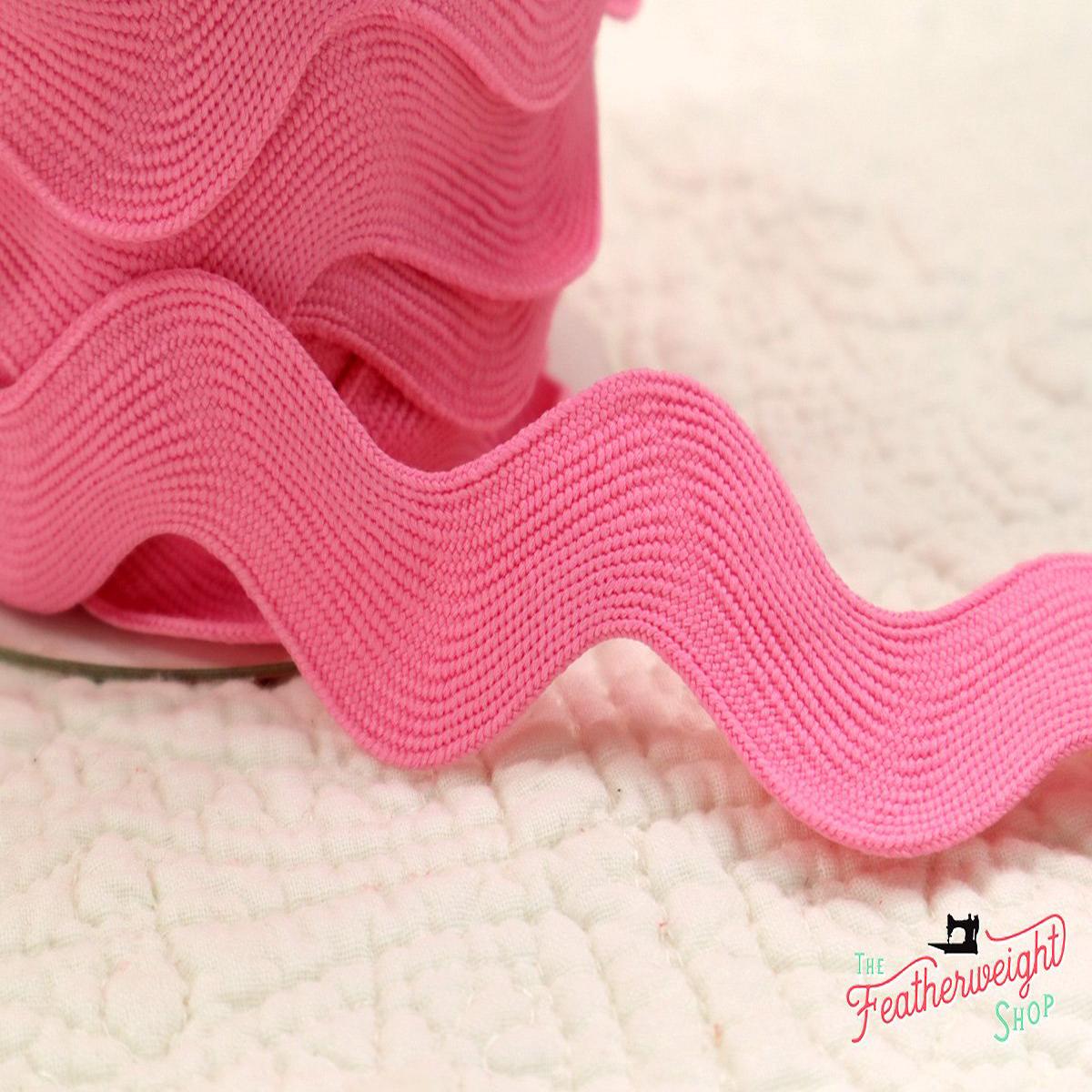 1 1/2" Inch JUMBO RIC RAC by Riley Blake - MEDIUM PINK (sold by the yard)