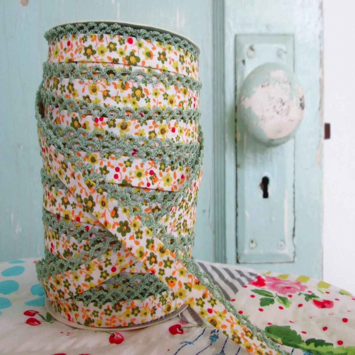 Double Fold Crochet Edge LACE BIAS TAPE - WOODLAND MOSS (SOLD BY THE YARD)