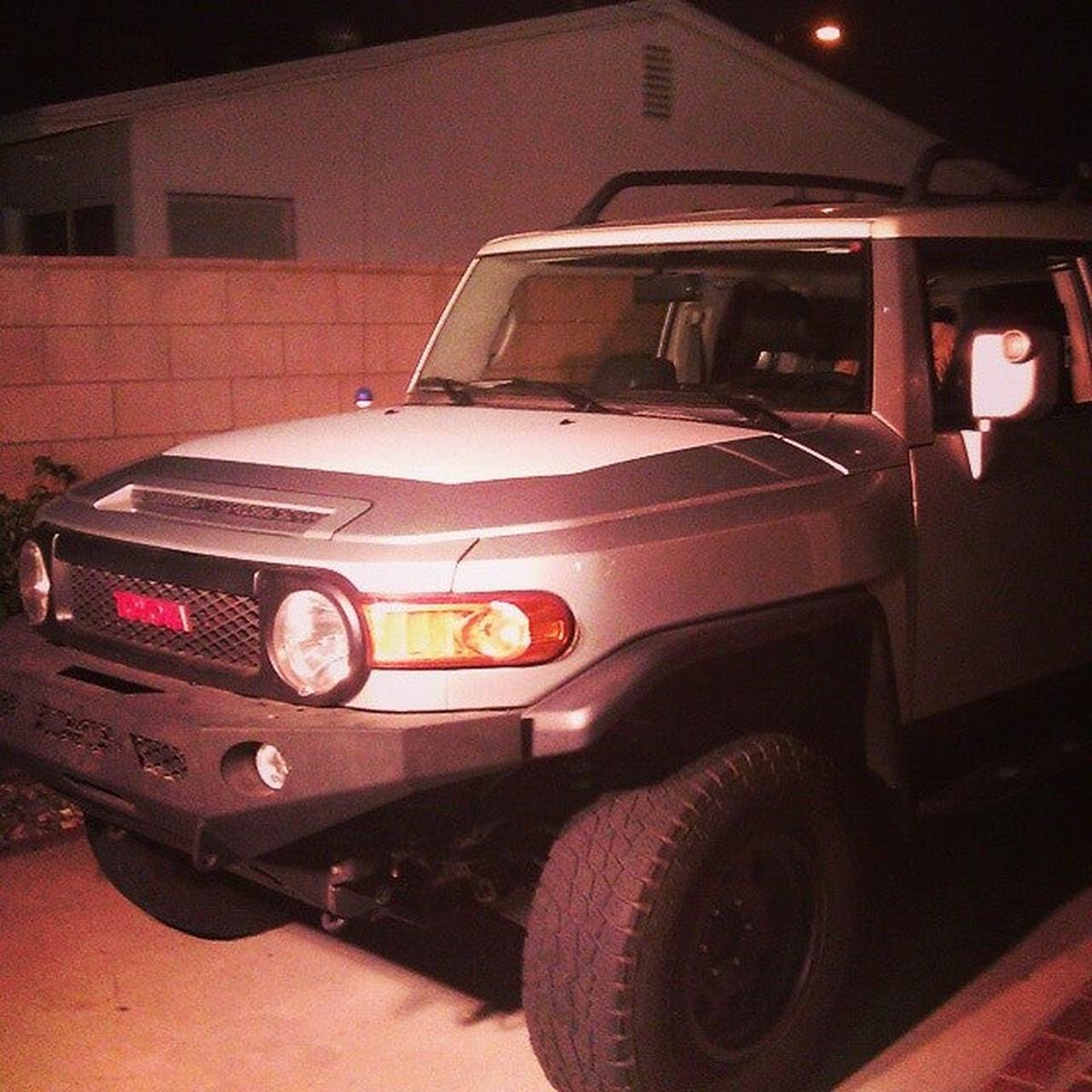 Amaesing FJ Hood Decal Matte White