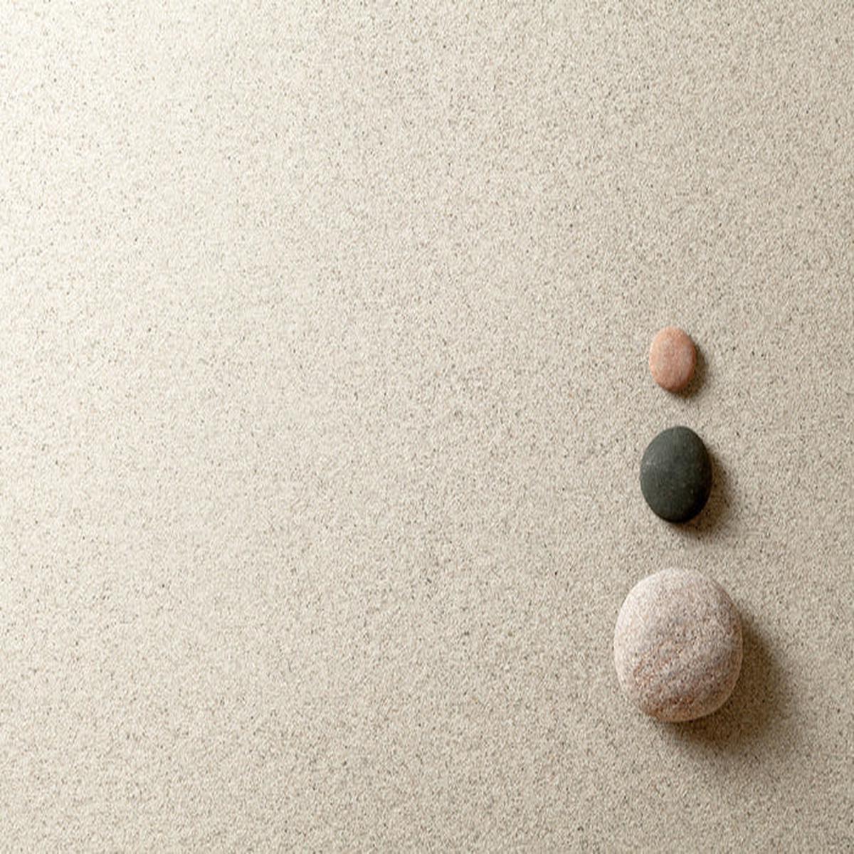 Simplicity on sand I