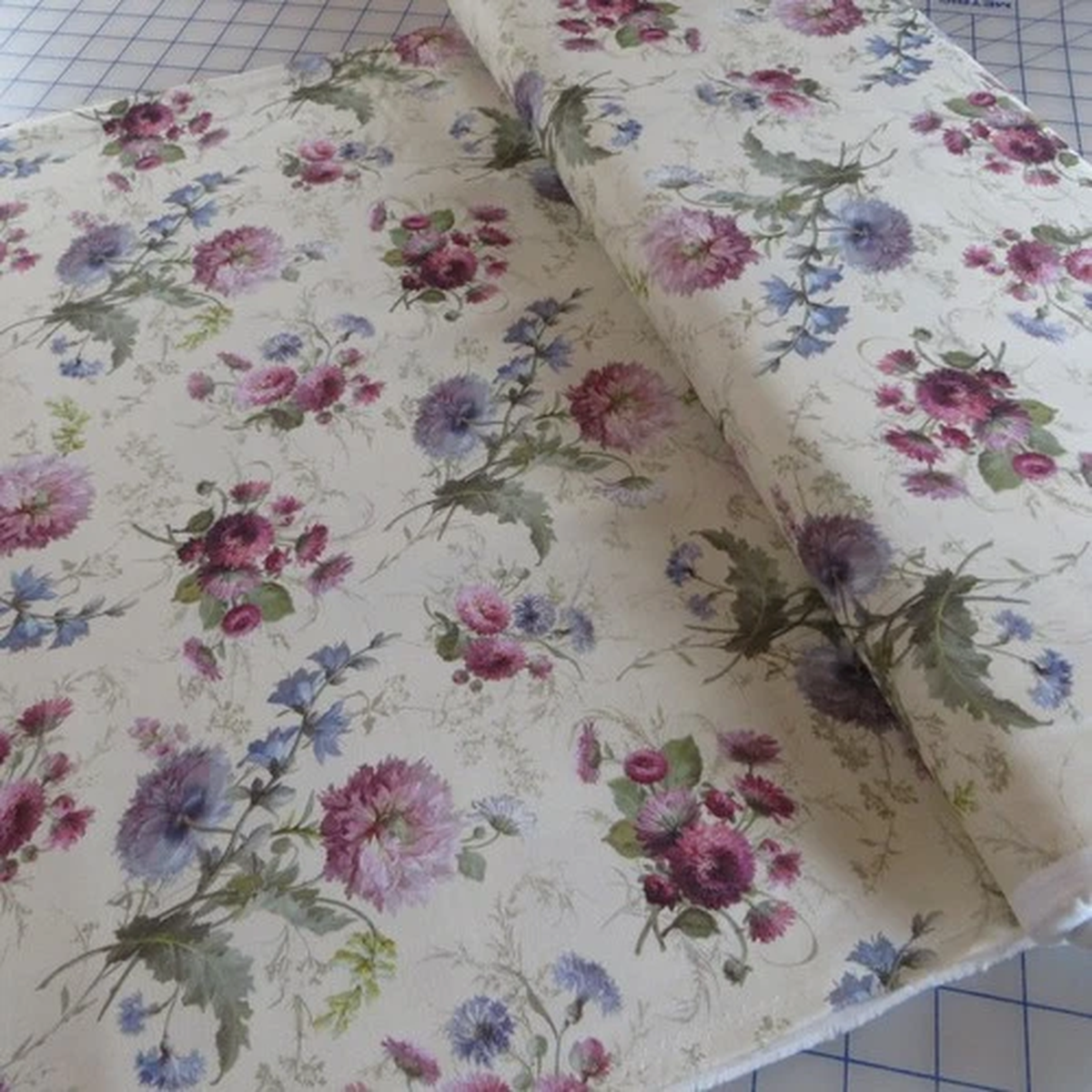 Yard ~ Smithsonian Wild Flowers Large by Marcus $3.99 Ships ANY Amount Fabric